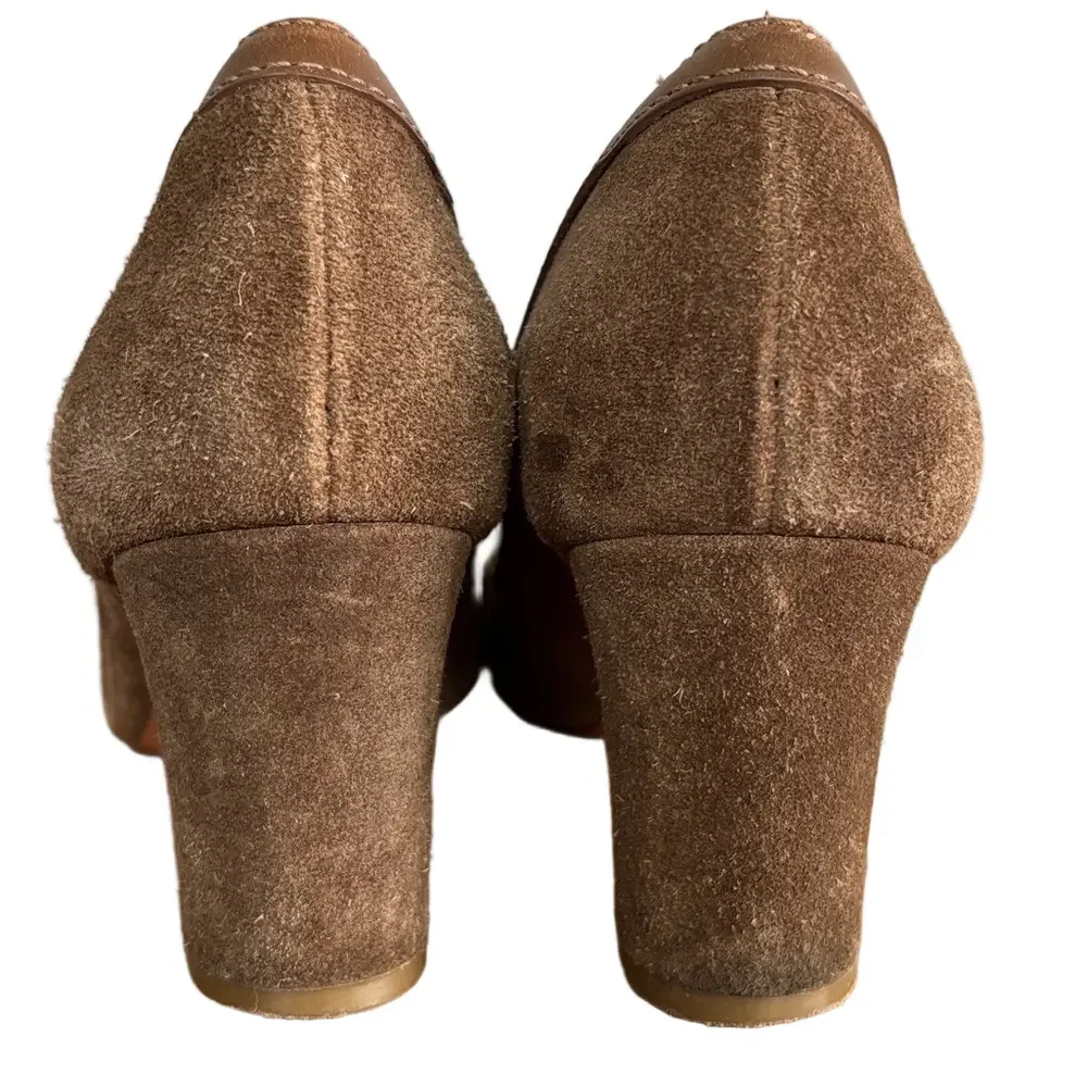 Tory Burch Y2K Salem Brown Suede Pumps with Gold-tone Chain Detail size 9.5 - Picture 4 of 12